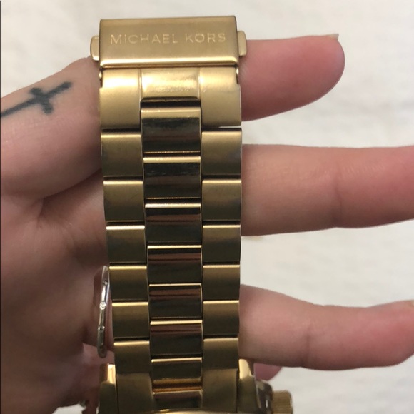 Michael Kors Watch - Picture 4 of 4